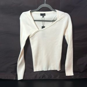 NWT LUCY PARIS Asymmetrical Long Sleeve Sweater